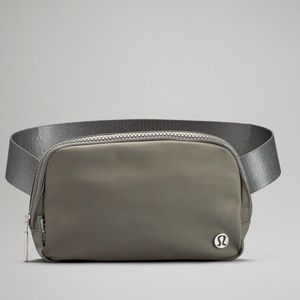 NWT Lululemon Sage Everywhere Belt Bag